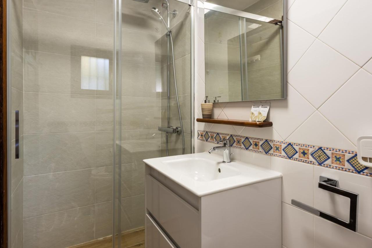 Apartamento Las Cancelas I Marbella Bagian luar foto